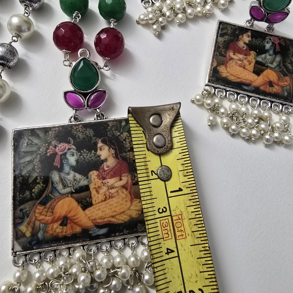 ‘Symbol of Love’ Radha Krishna Pearl Elegance Handcrafted Necklace Set - Picture 7 of 10